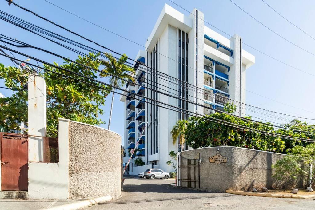 City Edge La Vie Kingston Luaran gambar