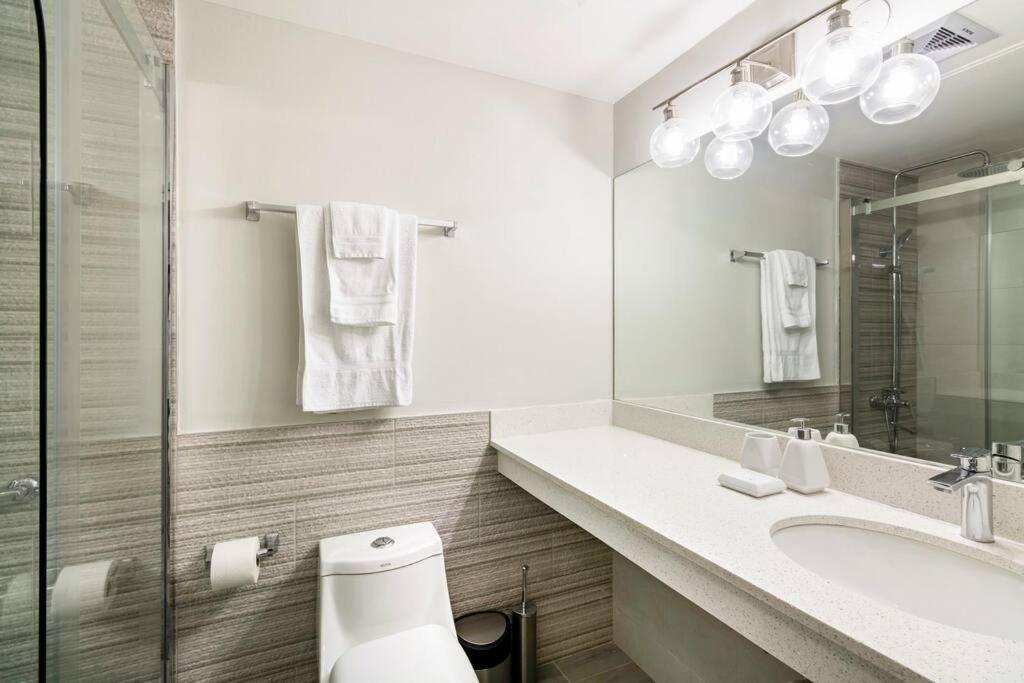 City Edge La Vie Kingston Luaran gambar