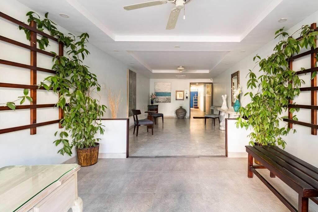 City Edge La Vie Kingston Luaran gambar